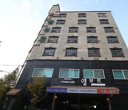 Cherbourg Hotel Cshonan Kültér fotó